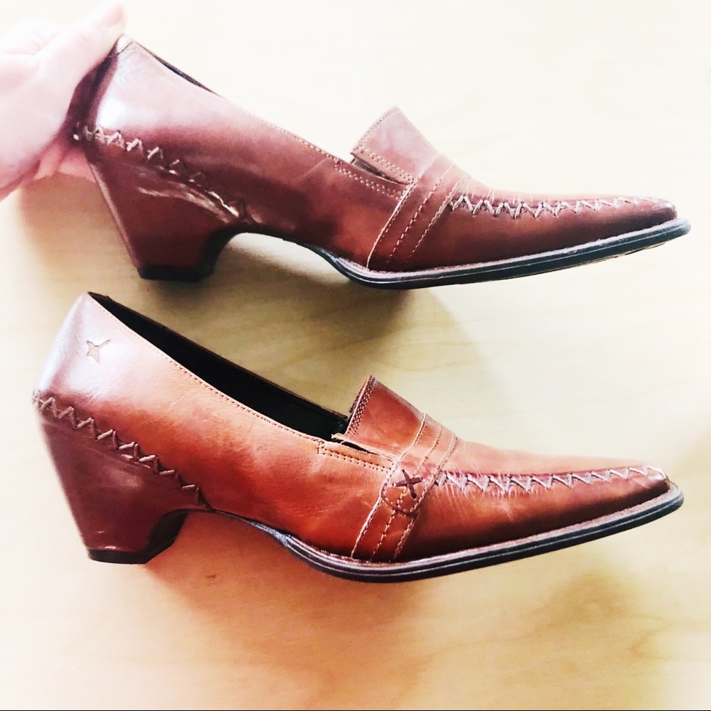 NWOT Pikolinos Leather Shoes